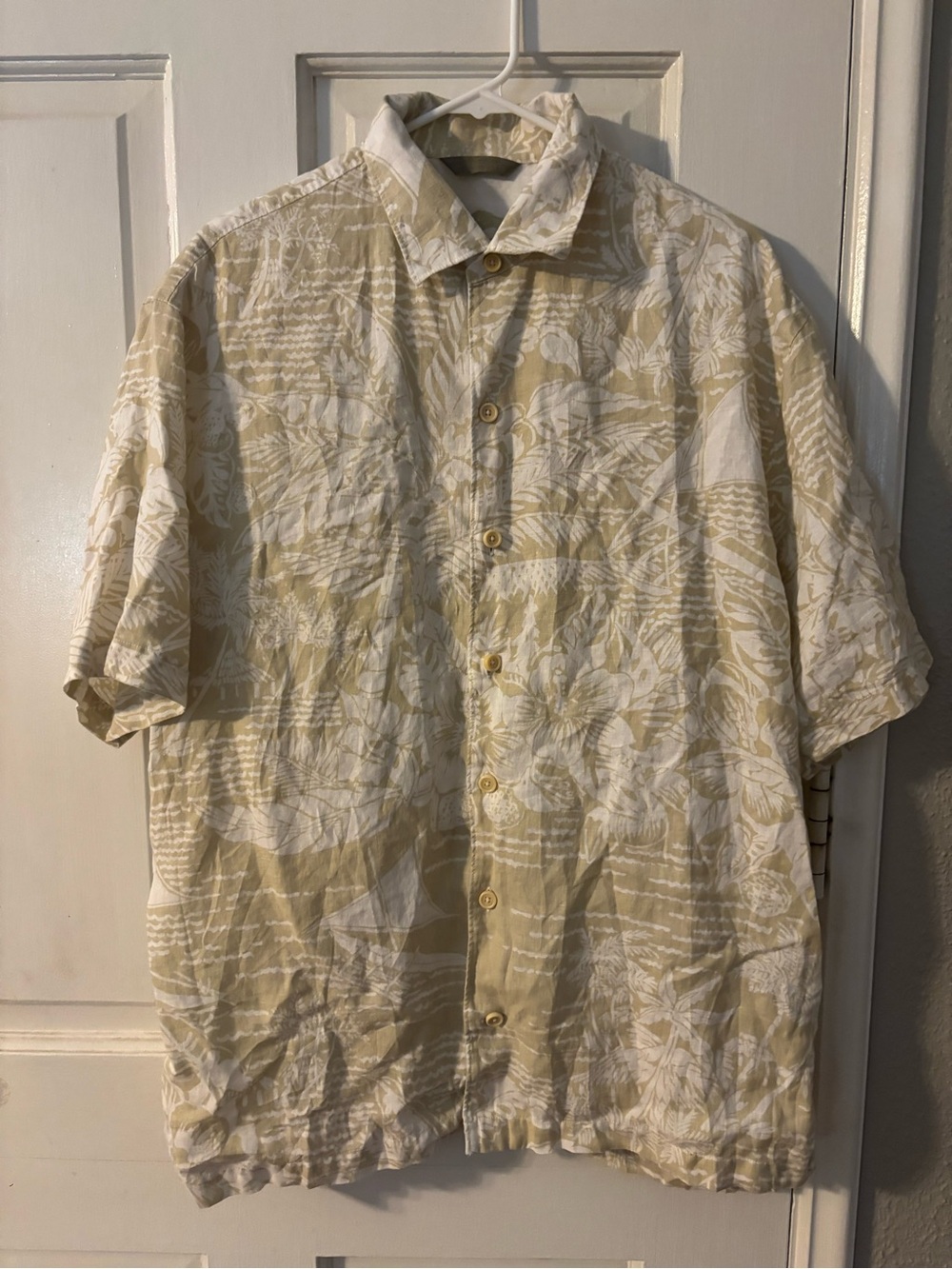 Tommy Bahama Beige and White Floral Short-Sleeve Button-Down Shirt